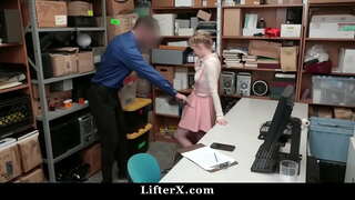 Cop Folla Robatori De L&#039;Adolescent