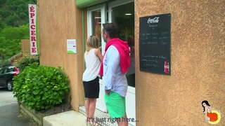 Sexy Tiffany Leiddi qattiq xo&#039;roz bir yigit bilan hardfucked oladi