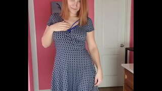 Exuere, et ostendens off in calcibus