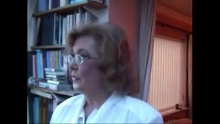 Xhamster.com 2662724 mormor w piercad fitta remsor och leksaker