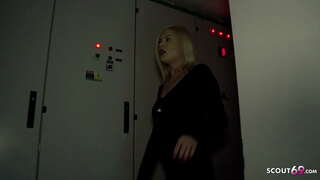 B. Tonåring blåser min kuk tack vare en Fest - tyska Amatör